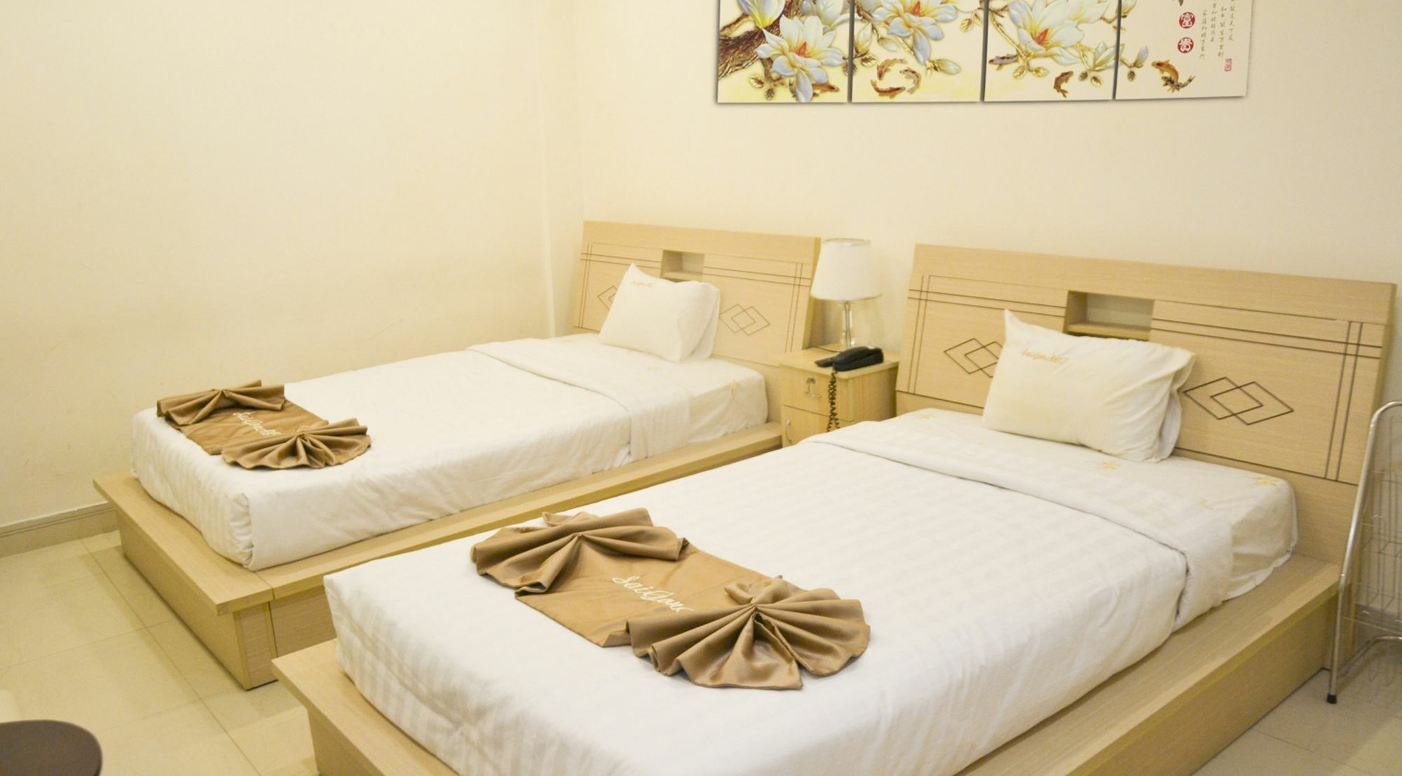Mekong Hotel & Restaurant Ho Chi Minh City Exterior photo